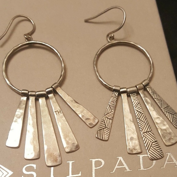 Silpada Vintage Sterling Silver “Nod To Mod" Textured Fringe Dangle Earrings - Picture 5 of 10